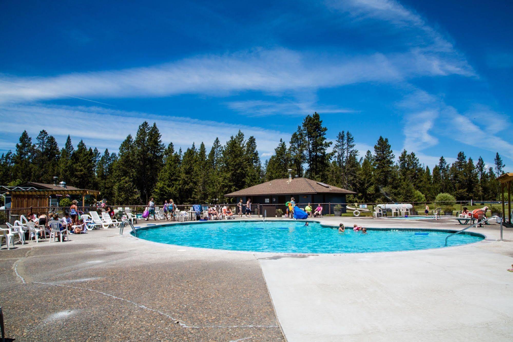 Bend-Sunriver Rv Campground Three Rivers Exterior photo